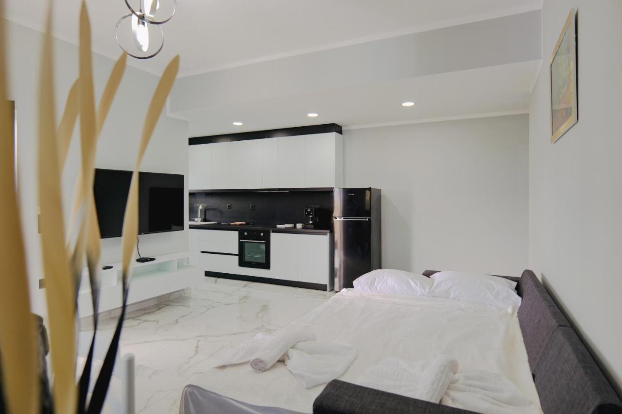 Iphigenia Luxury Flat Διαμέρισμα Σαράντα Εξωτερικό φωτογραφία